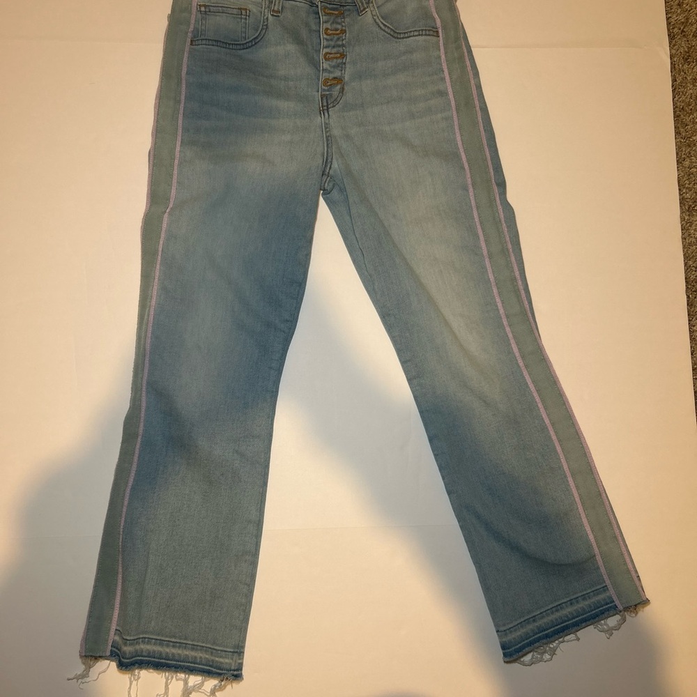 Veronica Beard Aire Wash Light Blue Jeans with Pink Trim